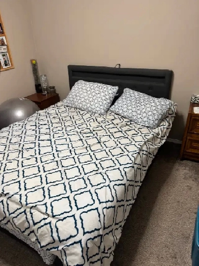 Mature roommate wanted to share 2 bedroom townhouse in McKenzie Image# 5
