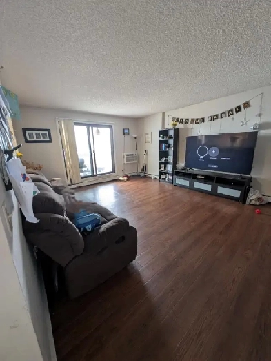 Lease Takeover – 2 Bedroom Apartment – Available May 15 at SASKA Image# 2