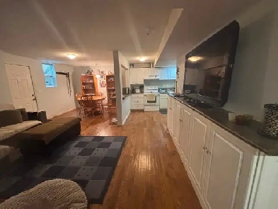 $1650-Maple Ridge Basement suite for rent Image# 1