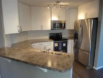 3 bed plus den duplex for rent in Chappelle Image# 6