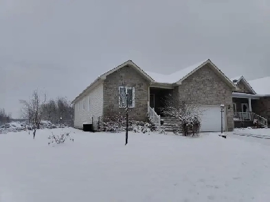 Beautiful (3Bed, 2Bath) Home for Rent in Limoges Image# 1