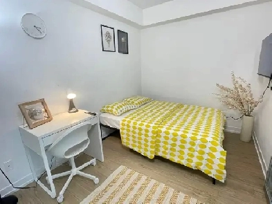 private room in downtown Image# 5