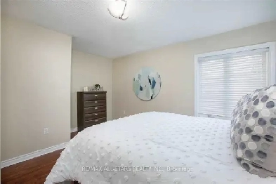 Furnished Master Bedroom for Rent – Keswick South Image# 1