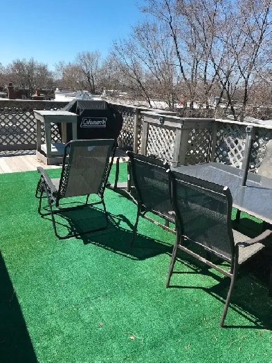 superbe 4 1/2 a Rosemont/ 2 ch / face au parc / 1 er mai Image# 1