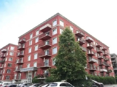 À louer  Appartement / Condo  4 1/2 -  Meublé - Furnished Image# 1