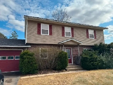 Beautiful home for sale! 5bdrms 2.5 bath Image# 1