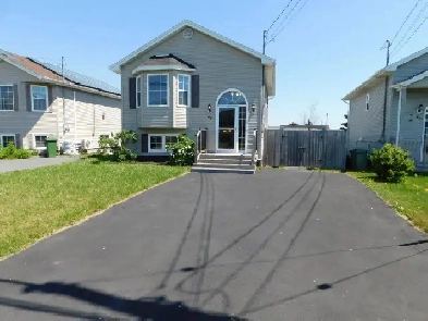 Beautiful home in Eastern Passage/3beds/1.5baths - VIDEO TOUR! Image# 2