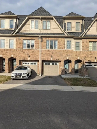 2 year new town house for rent in oshawa from May 1 Image# 1