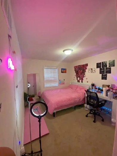 one private room Image# 1