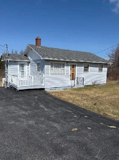 Charming 3 Bedroom Image# 1