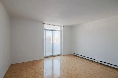 1 bedroom unit in Plateau by Parc La Fontaine - ID 3858 Image# 2