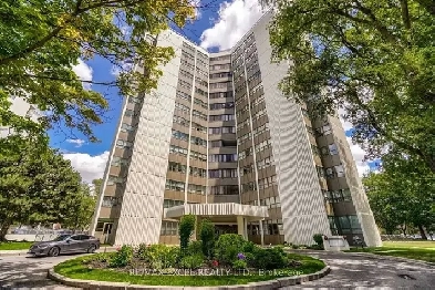 Three bedroom condo for sale 2 bathroom 1 parking Image# 1