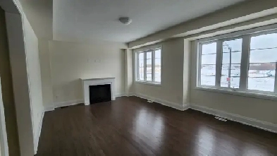 5 Bedrooms Town House for rent FOR SINGLE FAMILY - NORTH BRAMPTO Image# 4