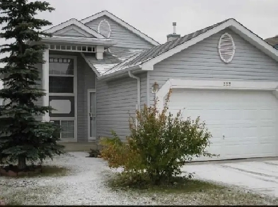 Full House for rent - Martindale NE Calgary - Available MAY 1 Image# 1