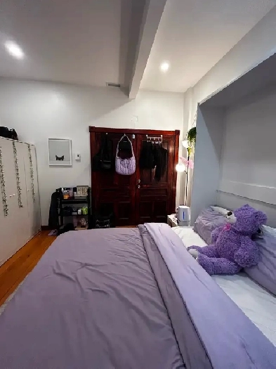 Lease Transfer-Private room $900, all inclusive, fully furnished Image# 1