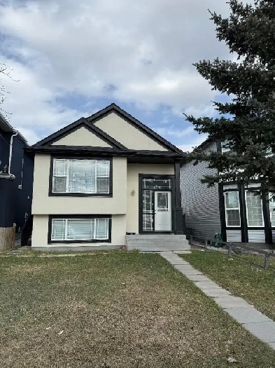 5 Bedrooms House: Legal Basement, Double Garage, By Park, NE Image# 1