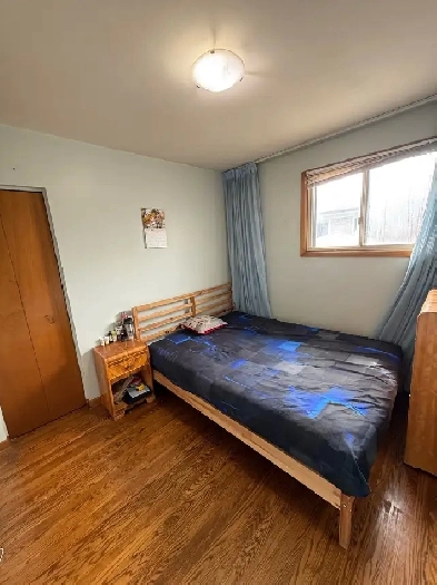 room available in malton Image# 3