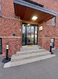 2 Bedroom - available May 1st FIRST MONTH FREE Image# 1