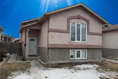 WELCOME TO 10 BURLAND AVE - OPEN HOUSE TODAY, SATURDAY 1-2:30 PM Image# 1