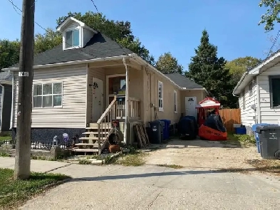 WELCOME TO 142 STEPHENS STREET Image# 1