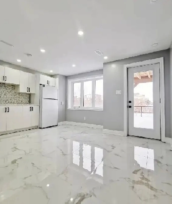 Legal Basement Walkout 2BR   2BATH  2 PARKING in Whitby Image# 1