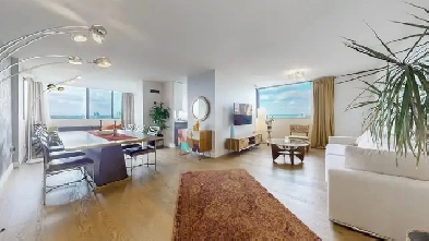 3 Bed, 2 Bath, 2 Parking, 1400 SQF - Fully Renovated Image# 3