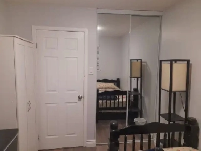 ROOM FOR RENT Image# 1