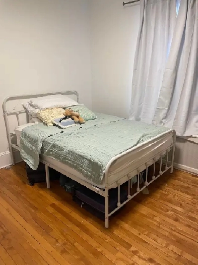 SUMMER SUB-LEASE WITH potential to renew in september Image# 1