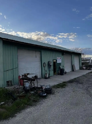 Automoblile and Autobody shops/garages for rent Image# 7