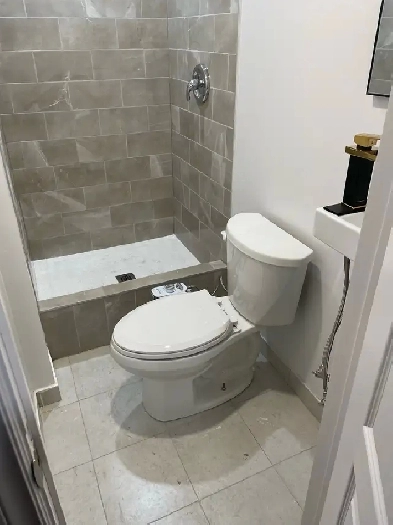 2 Bedrooms for rent Image# 5