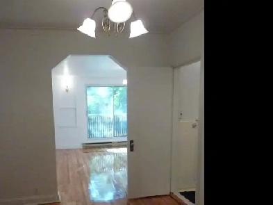 NDG. Grand 3 ½, 1 ch. renove. Juin, metro Snowdon, Villa Maria. Image# 1