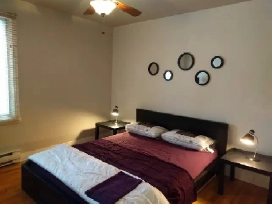 3 1/2 à louer semi-meublé - dernier étage / 1er MAI Image# 1