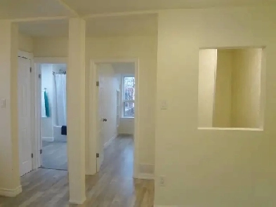 ALL-INCLUSIVE RENOVATED TORONTO APARTMENT - 1 BED 1 BATH Image# 5