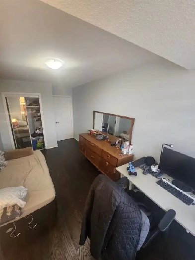 Private room available in Etobicoke Image# 1