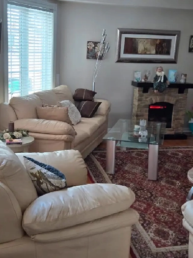 MISS.-DerryRd&407-Masterbed.withEnsuite-$275/wk. Image# 1