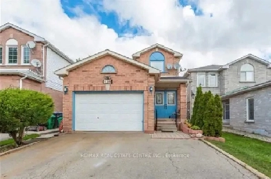 DETACHED FOR SALE WITH LEGAL BSMT IN BRAMPTON FOR 999K Image# 1