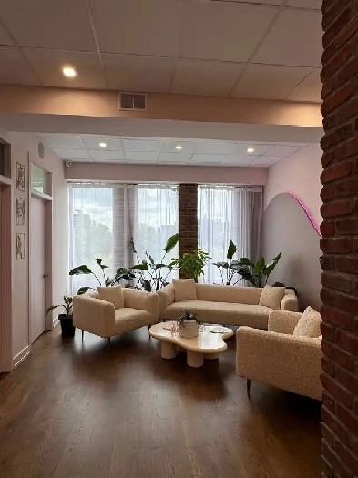 Massage Room for Rent in Laser Clinic in Richmond Hill, $1000 Image# 1
