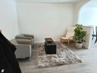 5 1/2with big backyard,&nbsp. Located near  Metro jolicoe Image# 1