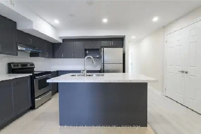 Bright & Spacious 2.5 Bedroom 1 Bath Renovated Unit for Lease Image# 17