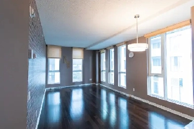 Condo - 2 Bed 2 Bath - Royal Mount  - Appliances - April Free Image# 1