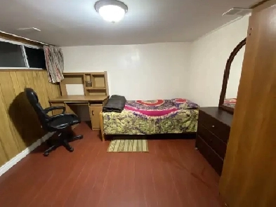 Renovated basement furnished room for rent Image# 1