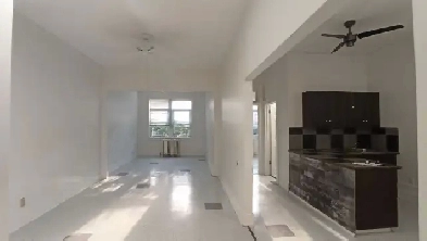 SPACIOUS ‘hidden gem’ near waterfront – one-bedroom Image# 4
