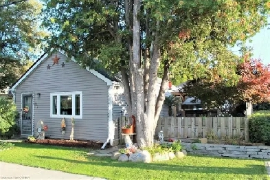 Residential FULL house for Rent in Kingston (near Queens Univ.) Image# 3