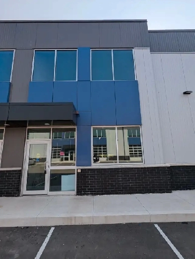unit for lease Image# 2