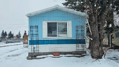 Affordable Mobile Home On A Corner Lot Image# 3
