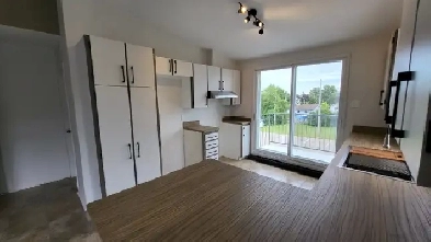 APPARTEMENT 4 1/4 STE-THÉRÈSE Image# 8