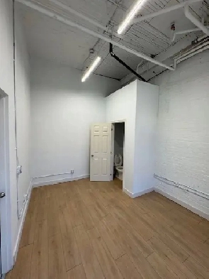 Small Office-Bloor/Lansdowne Image# 1