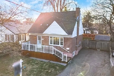 3 Bed, 3 Bath in Brampton Image# 5