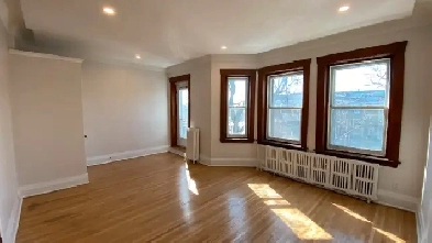 Beau Grand 5 1/2 tout inclus dans NDG Image# 1