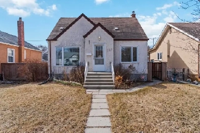 328 Rupertsland Avenue - West Kildonan - Winnipeg Homes For Sale Image# 1